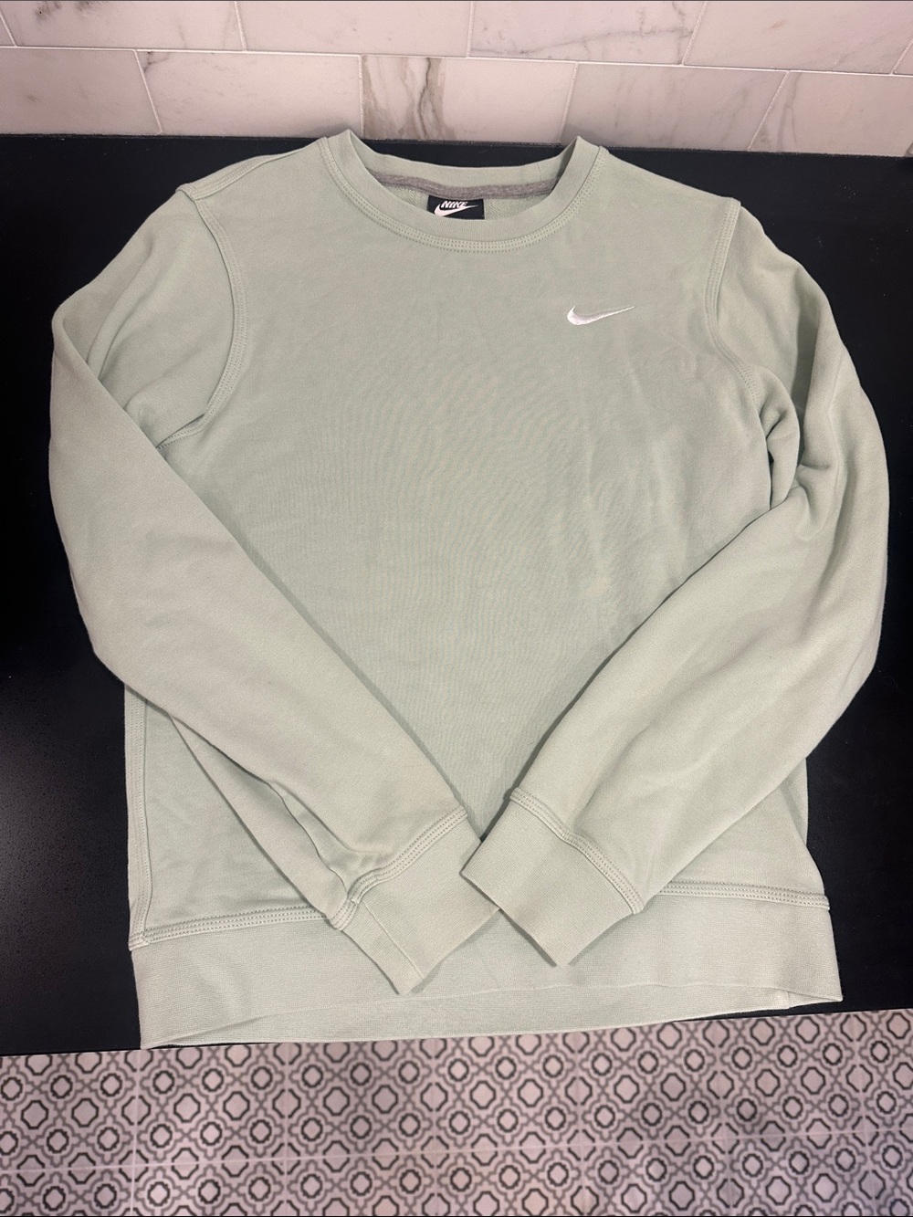 Nike Women’s Crewneck Sweatshirt - Sage Green